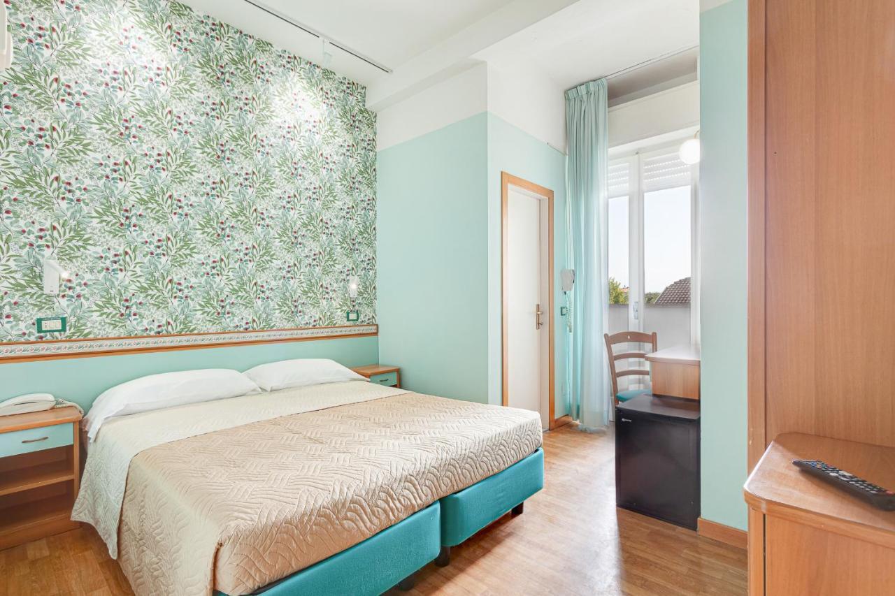 Hotel Fantini Gatteo a Mare Extérieur photo